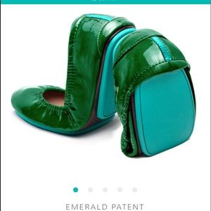 Emerald patent Tieks